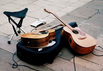 Busking v Praze a jiných českých městech